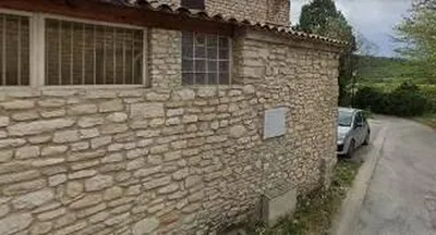 Spécialiste moulure en plâtre pour rénovation intérieure Gordes