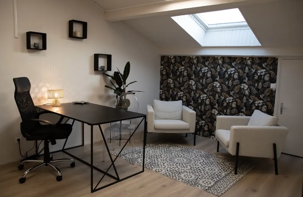 Maison Roquelongue Coworking : Un sanctuaire dédié à l'excellence et au bien-être au cœur de Toulouse.