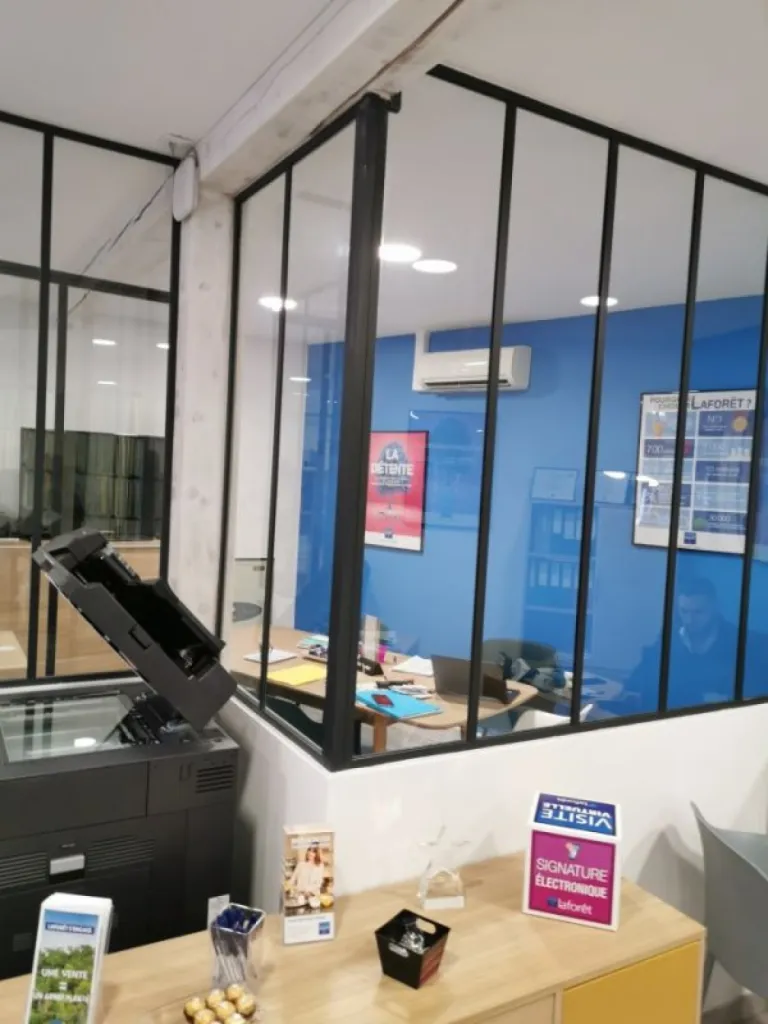 Bureau agence LAFORET 