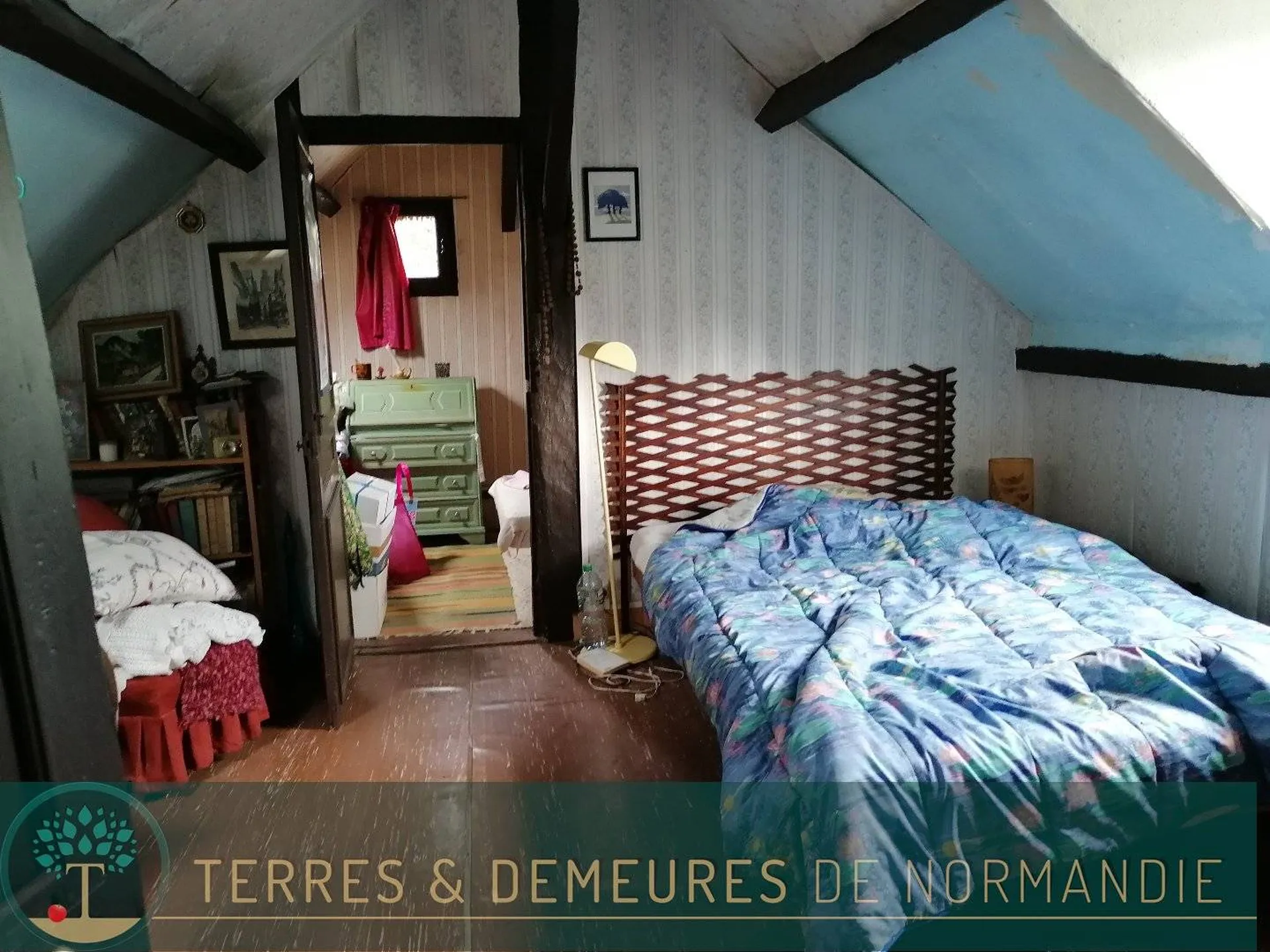 Centre village de Cormeilles, maison normande et jardin. EURE 27