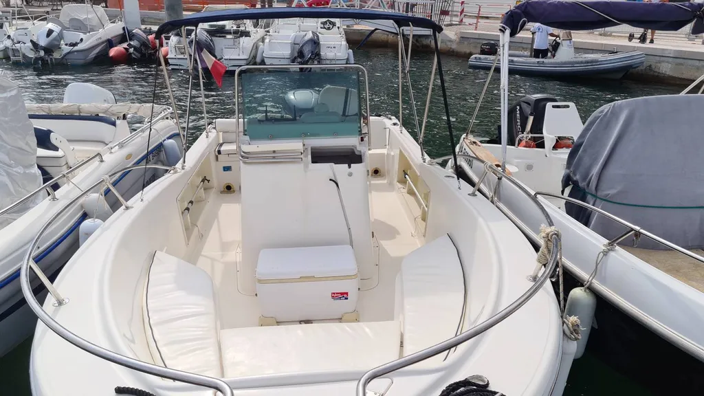 Bateau à moteur White Shark 205 Bandol Var