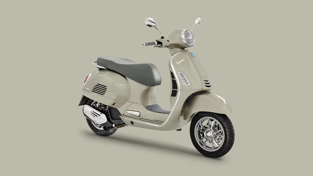 Vespa GTS 125 : élégance, performance et plaisir de conduite chez Azur Motos à Sanary-sur-Mer