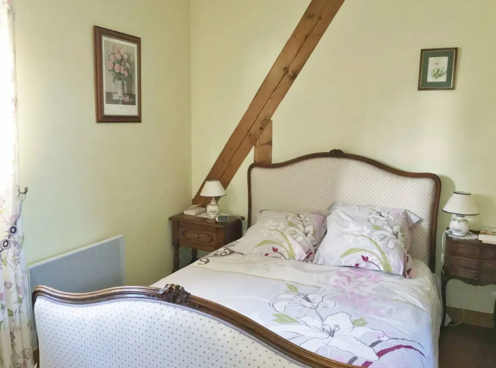 Vends maison avec jardin proche écoles proche Saint pierre des fleurs 27370