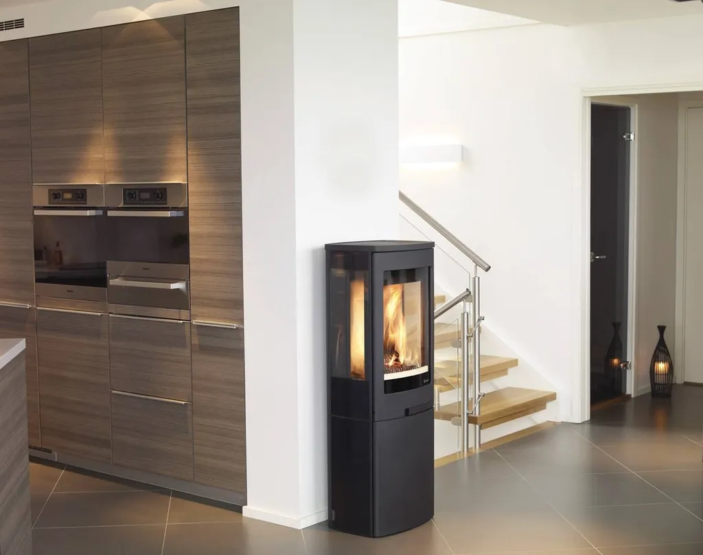 Poêle à bois Nordpeis duo peu encombrant