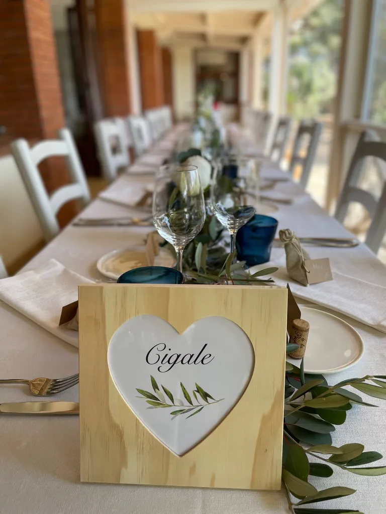 Repas de groupe, cousinade, privatisation du jardin et de la terrasse de l'Hôtel de la Plage - HDLP de Bormes Les Mimosas 