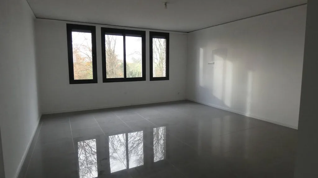 VENDU Proche de la plage, en Normandie (76), appartement de 77 m² et 2 chambres entièrement rénové entre Criel sur Mer et Le Tréport