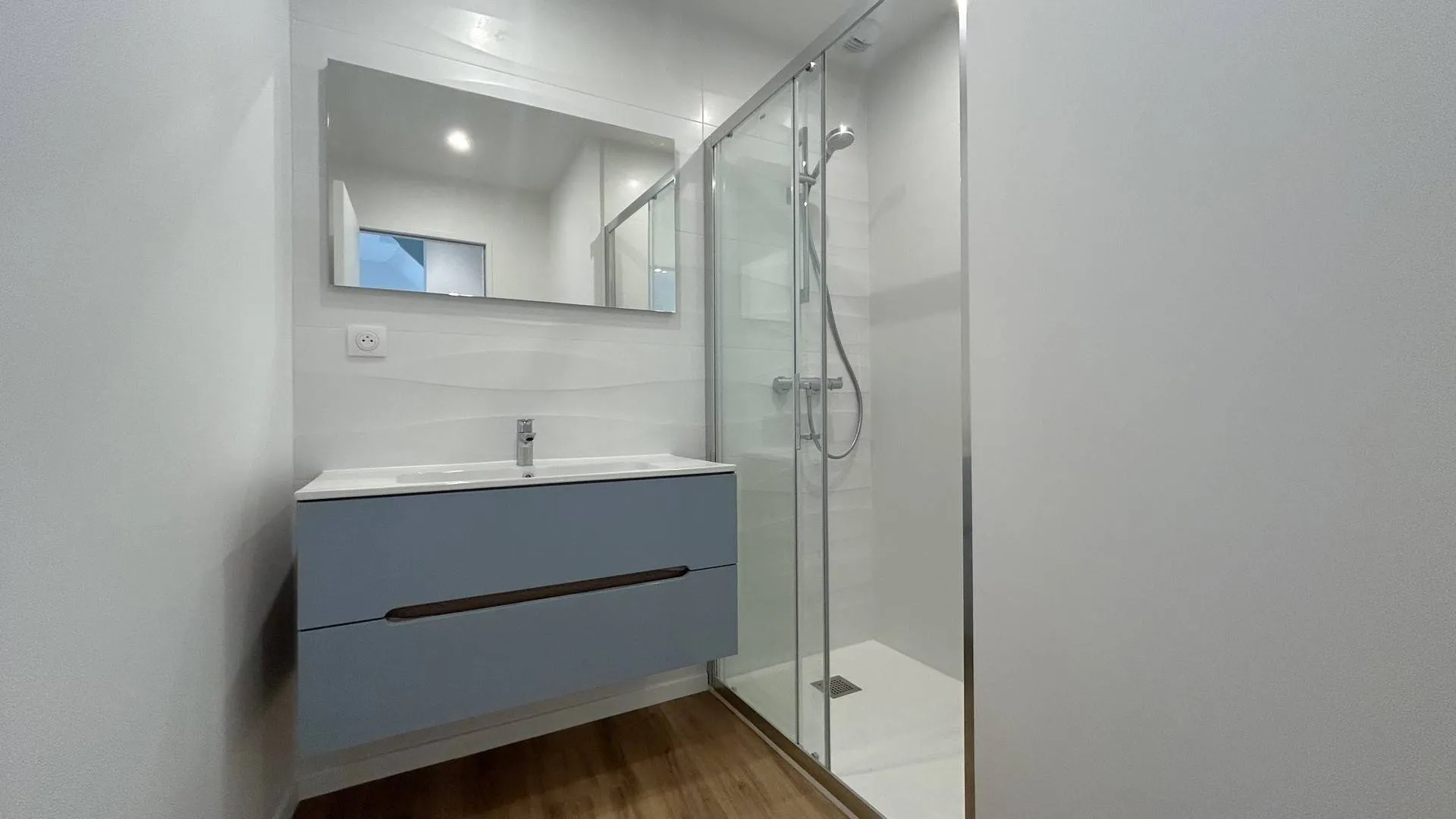 à DIEPPE  maison de pêcheur face au port, vue idéale sur le chenal, 76 Normandie