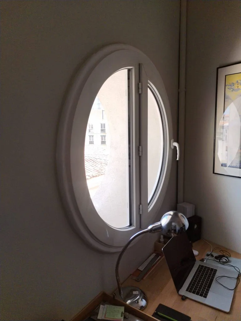 Installation de menuiserie en PVC sur mesure sur la commune de Nîmes dans le Gard