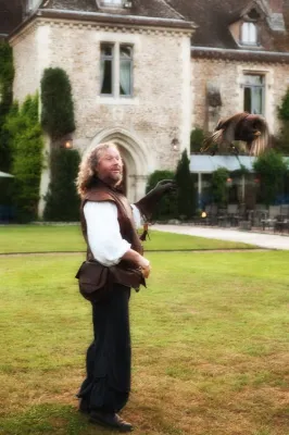 Medieval and Stuninng Bespoke Wedding for American Couple with luxury decor in French Abbey near to Paris