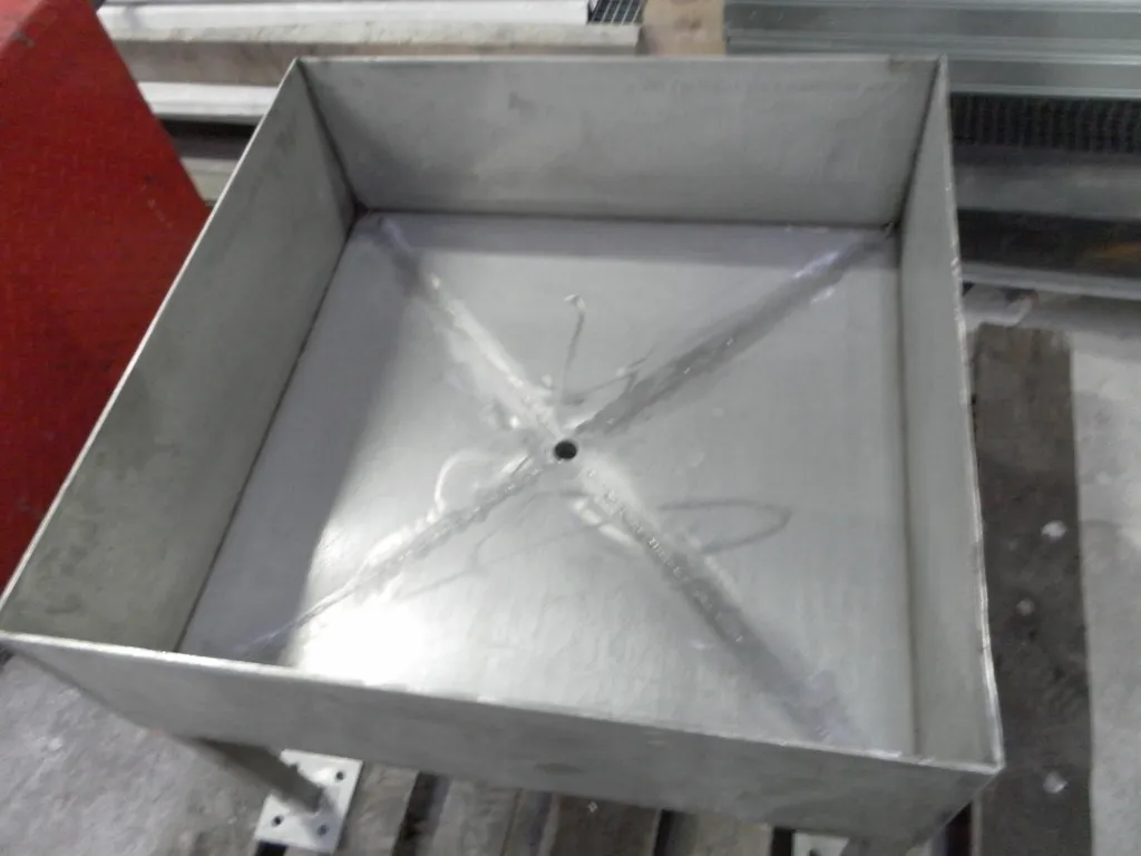 BAC DE RETENTION INOX ISTRES 13