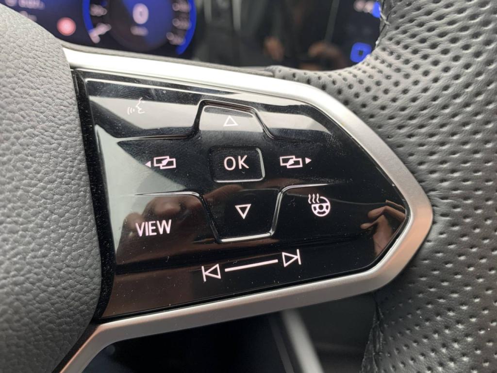 Volkswagen Golf d'occasion R line Boite automatique proche de Rouen