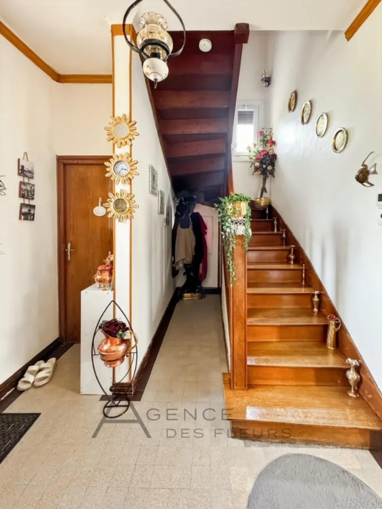 À vendre maison de 110 m² sur un terrain de 1024 m² située sur la commune de Cléon