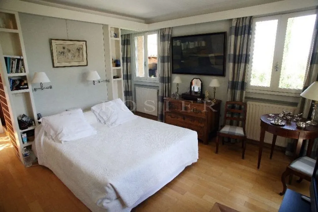 Propriété Provencale au style contemporain  avec piscine, en vente proche d'Avignon