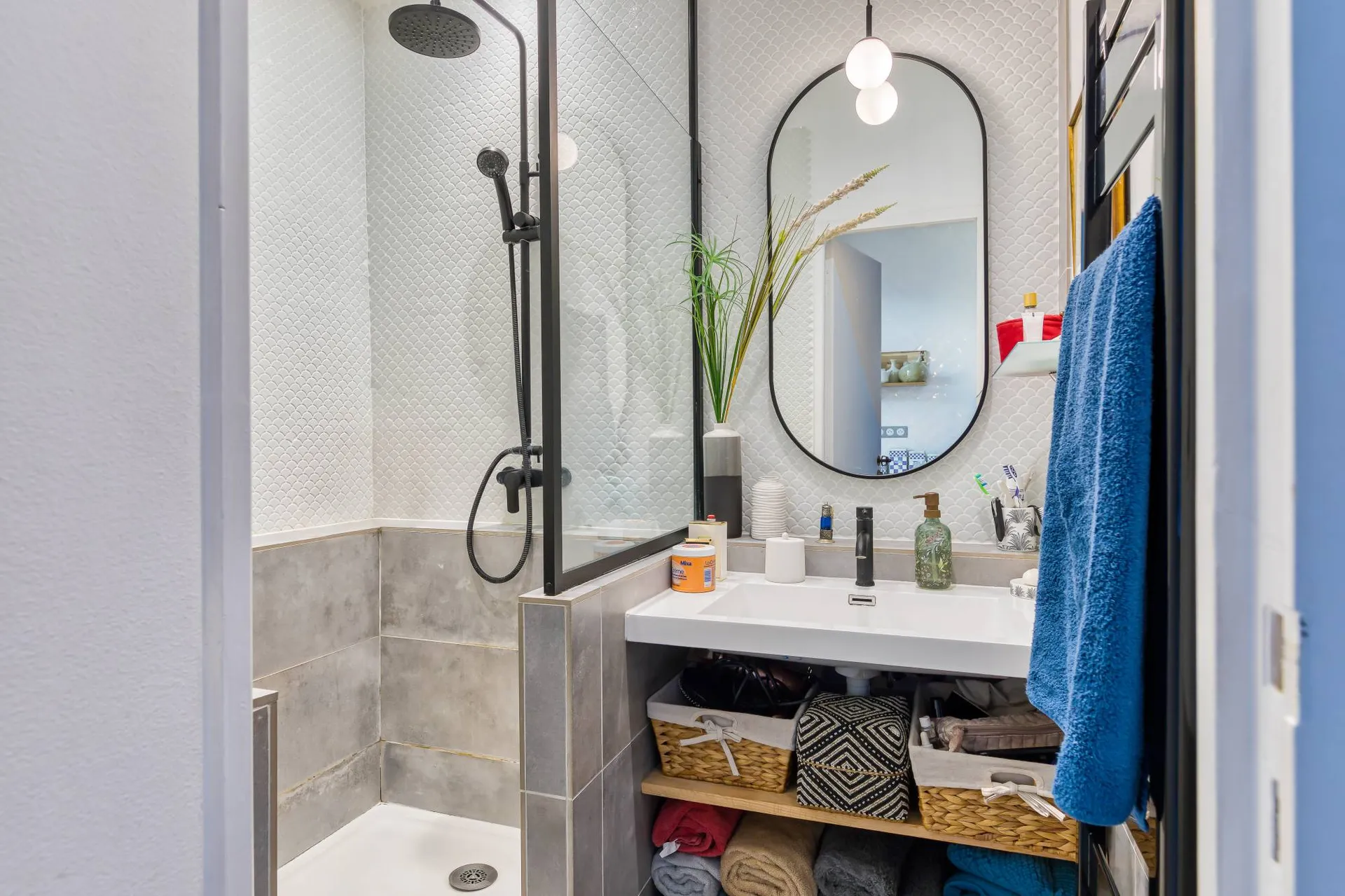 À vendre : parfait compromis entre confort moderne et accessibilité urbaine.