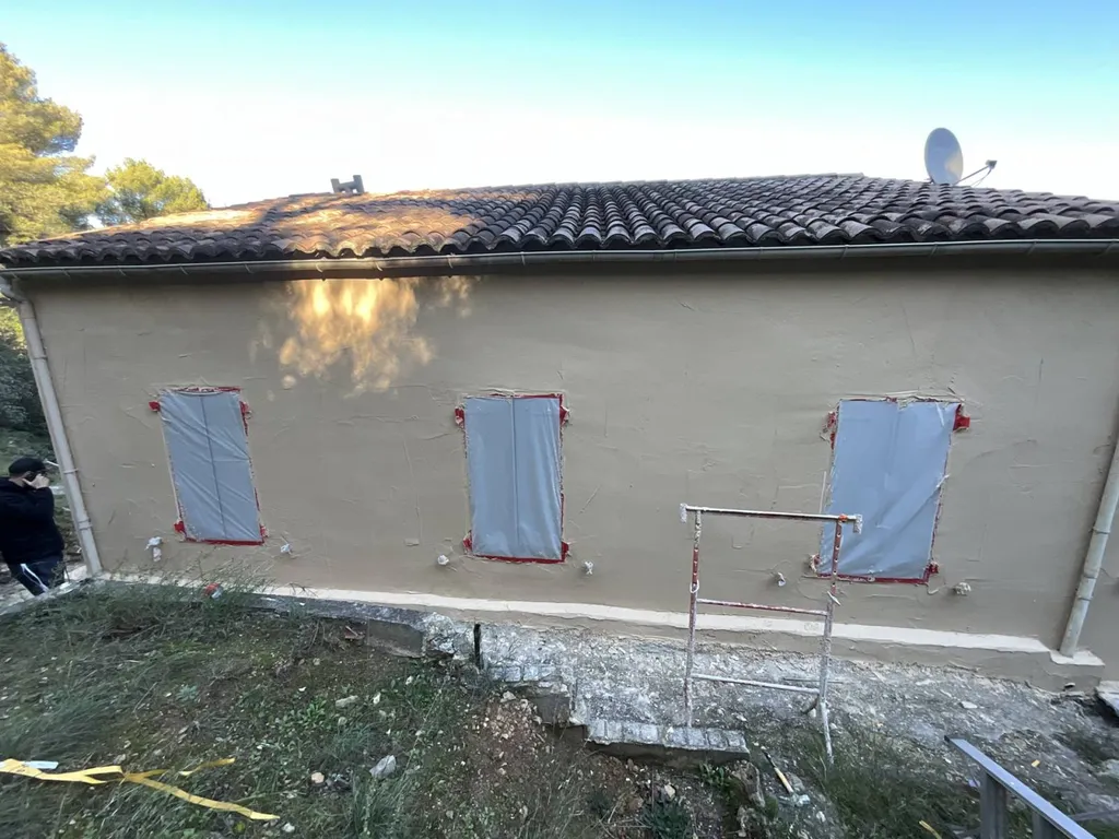 VOLETS BATTANT ALU A VITROLLES