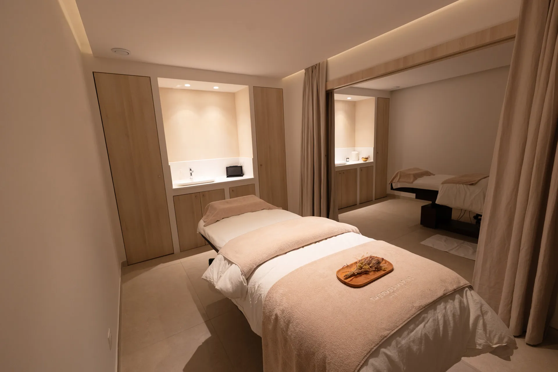 Carte de Massages Ephémère uniquement disponible à la réservation