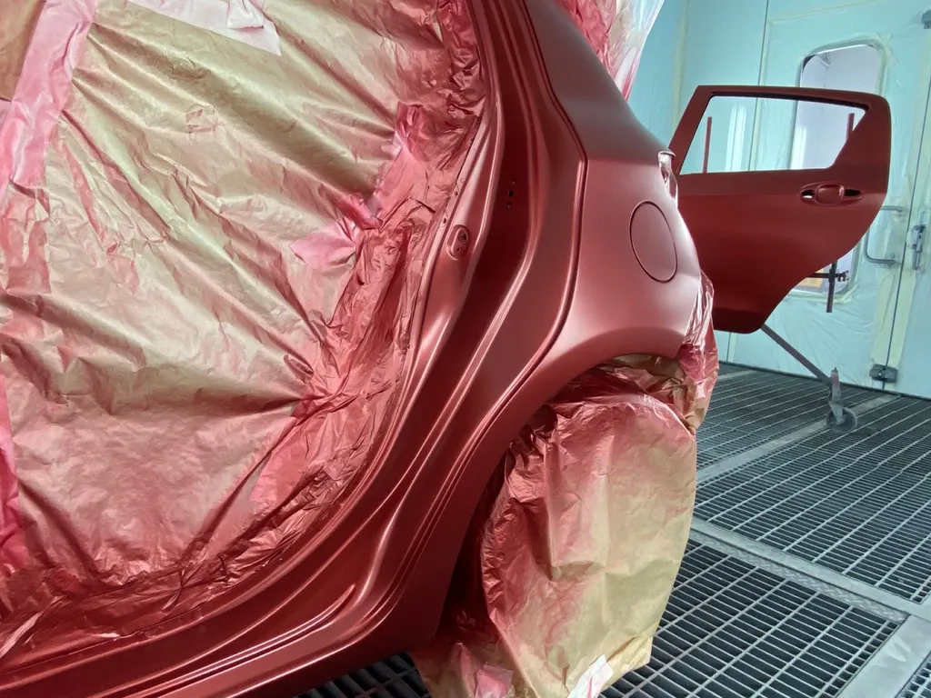 Réparation suite à un accrochage avec remplacement de l’aile arrière de cette Toyota Yaris
