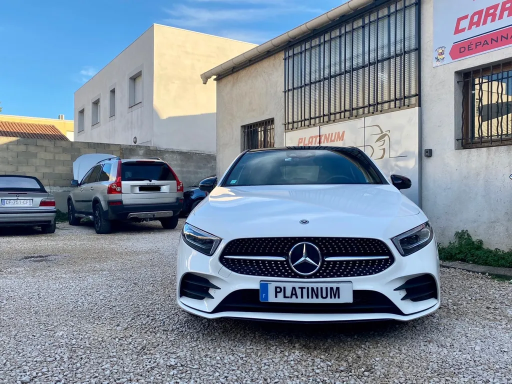 Réparation de la carrosserie de cette Mercedes Classe A