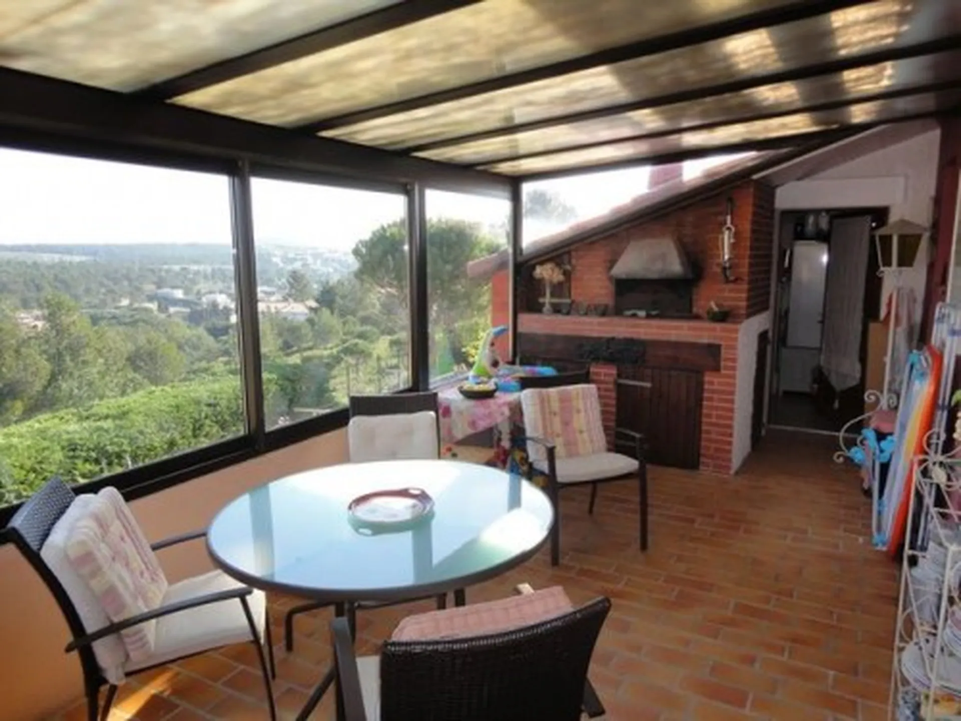  Vente belle maison 4/5 Carnoux  Vue dégagée avec Piscine et T2 indépendant