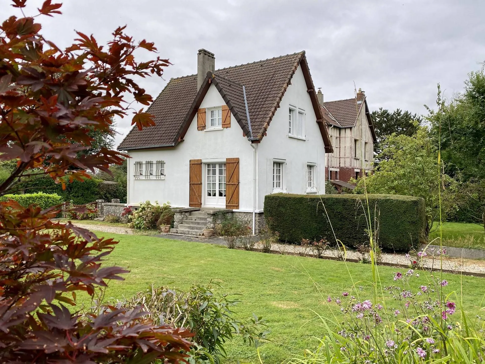 Vends villa à rafraichir d'une superficie de 107m² habitable sur les hauteurs de Dieppe, 76.