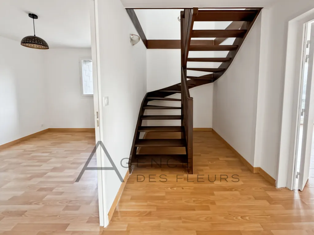 A vendre, appartement de 89m2 situé à Elbeuf 76500
