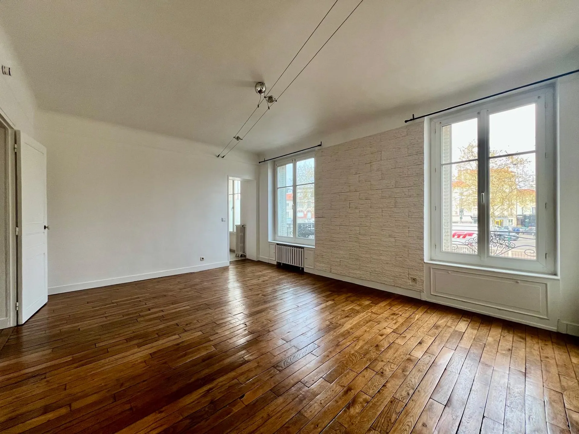 Salon appartement soigné à louer de 70 m2 belles prestations en exclusivité chez Helix immobilier le Vesinet