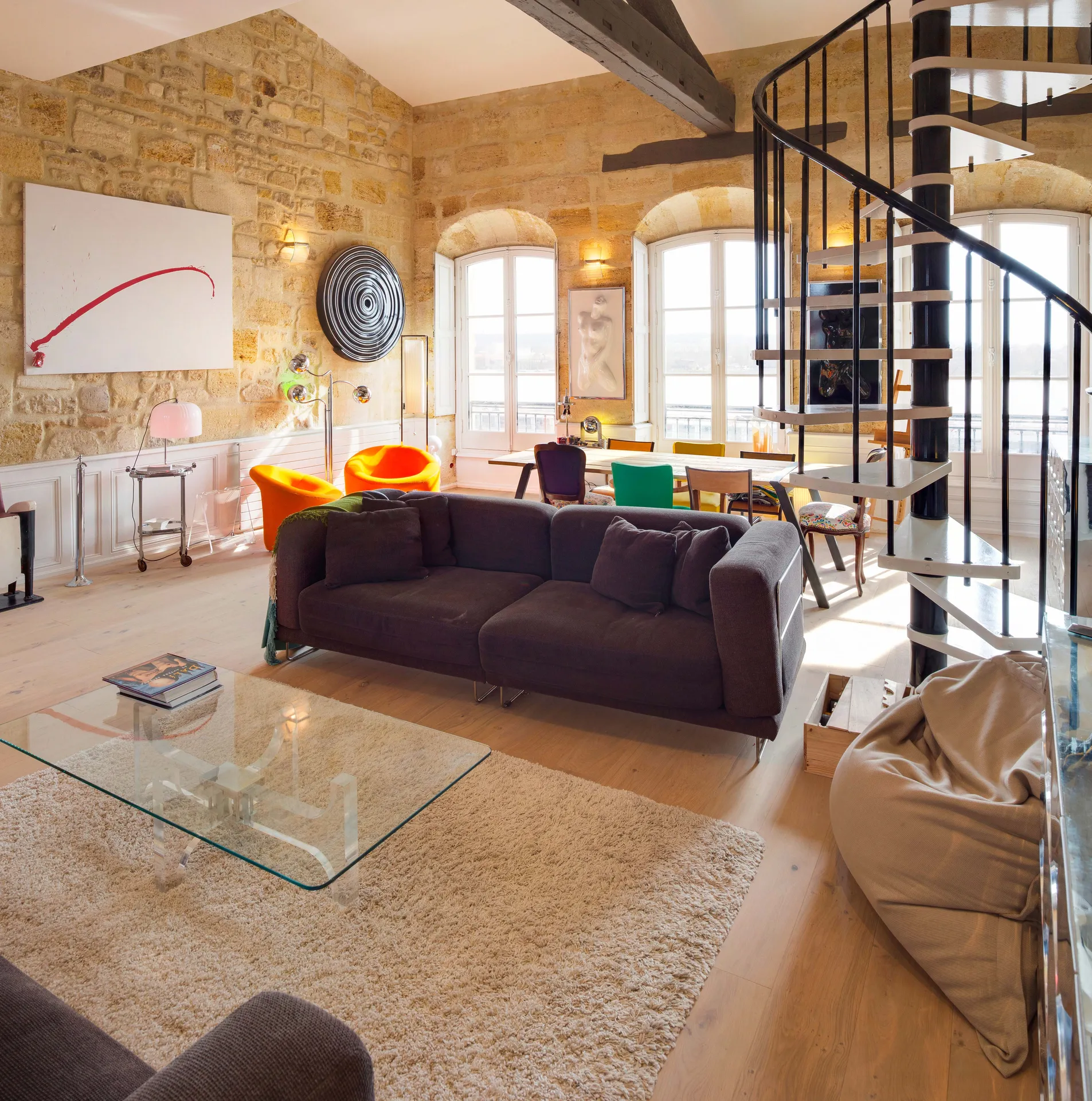 Rénovation totale d'un appartement en duplex à Bordeaux sur les quais des chartrons  face à la Garonne