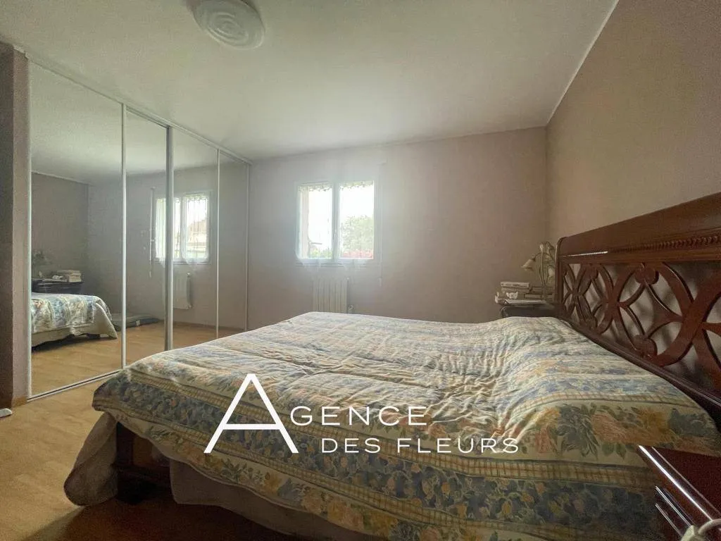 1232 m² de terrain