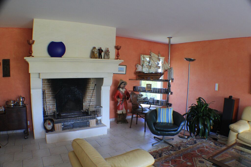 MAISON CONTEMPORAINE AVEC PISCINE A VENDRE PROCHE PONT-AUDEMER, EURE 27