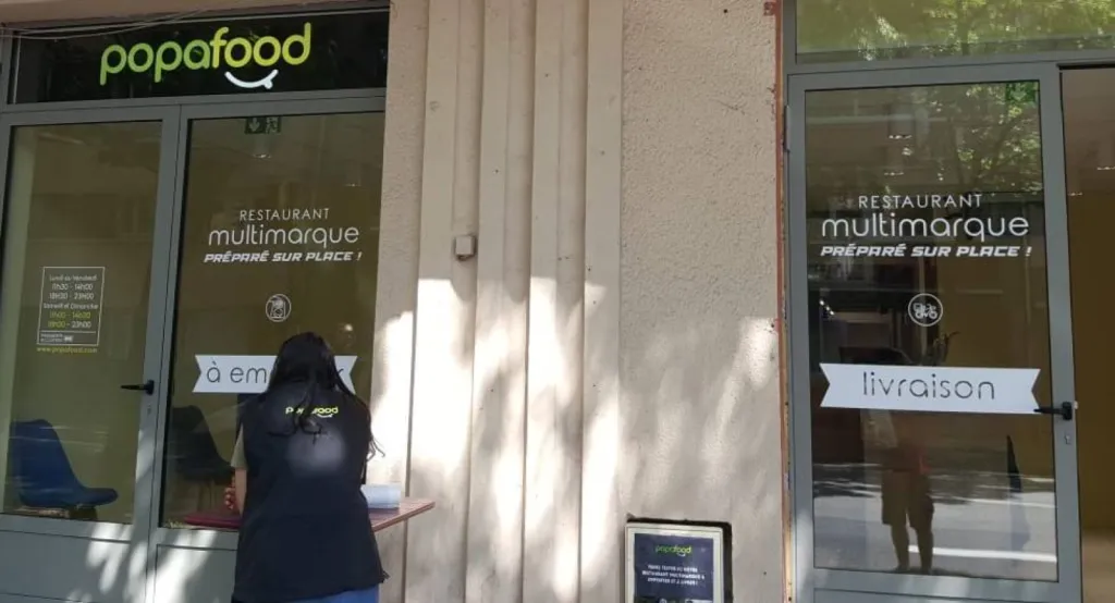 Réalisation d'une enseigne lumineuse pour le restaurant concept store popafood à Toulouse