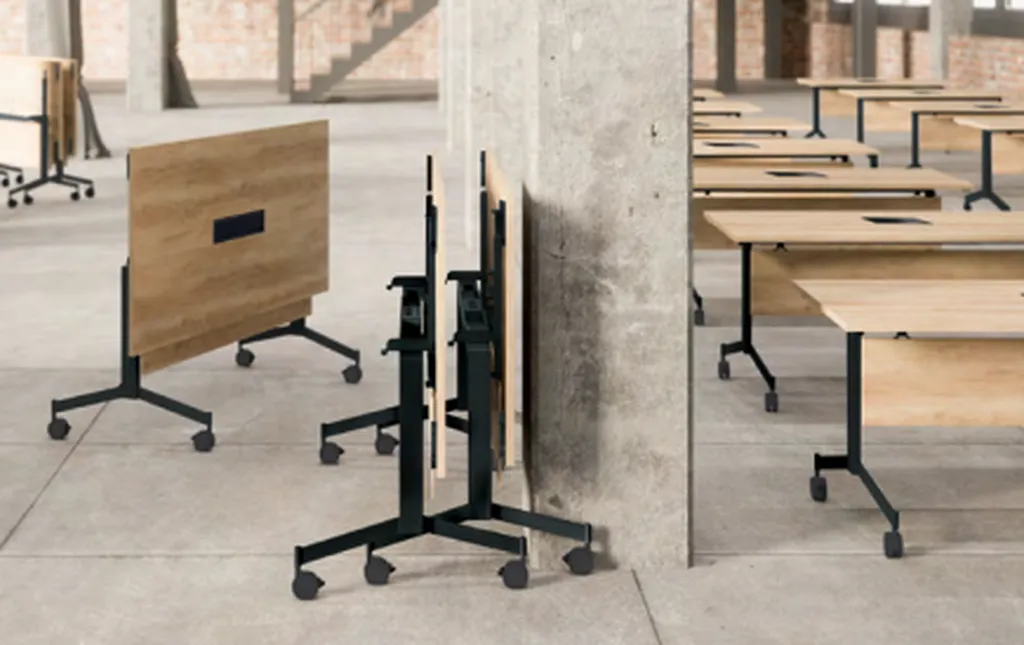 Tables abattantes sur roulettes EUREKA à Alès