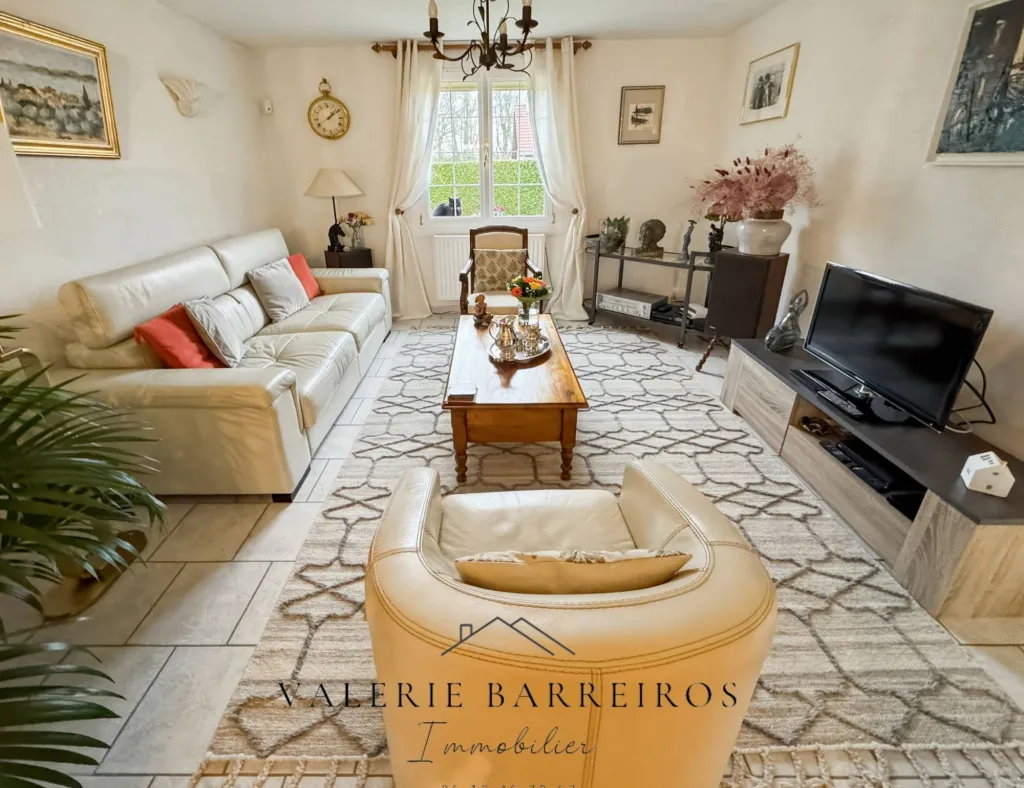 A vendre, belle et grande maison au calme sur la commune d'ELBEUF  LA LONDE  76500