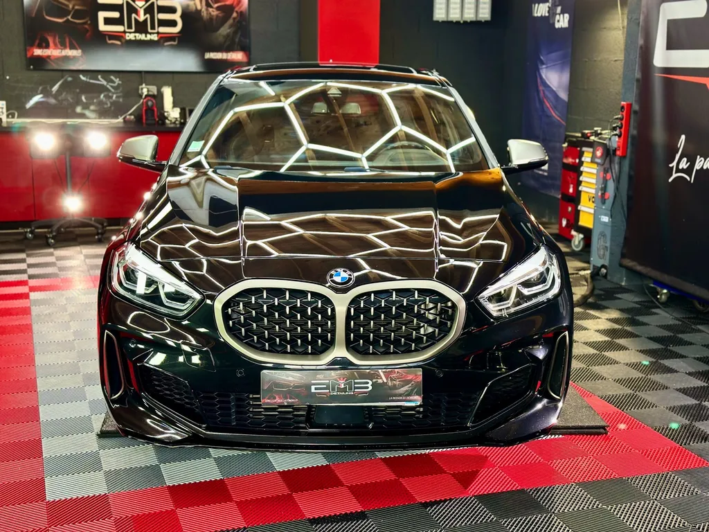 centre de DETAILING traitement céramique contre les micros rayures BMW 135 vaugneray 