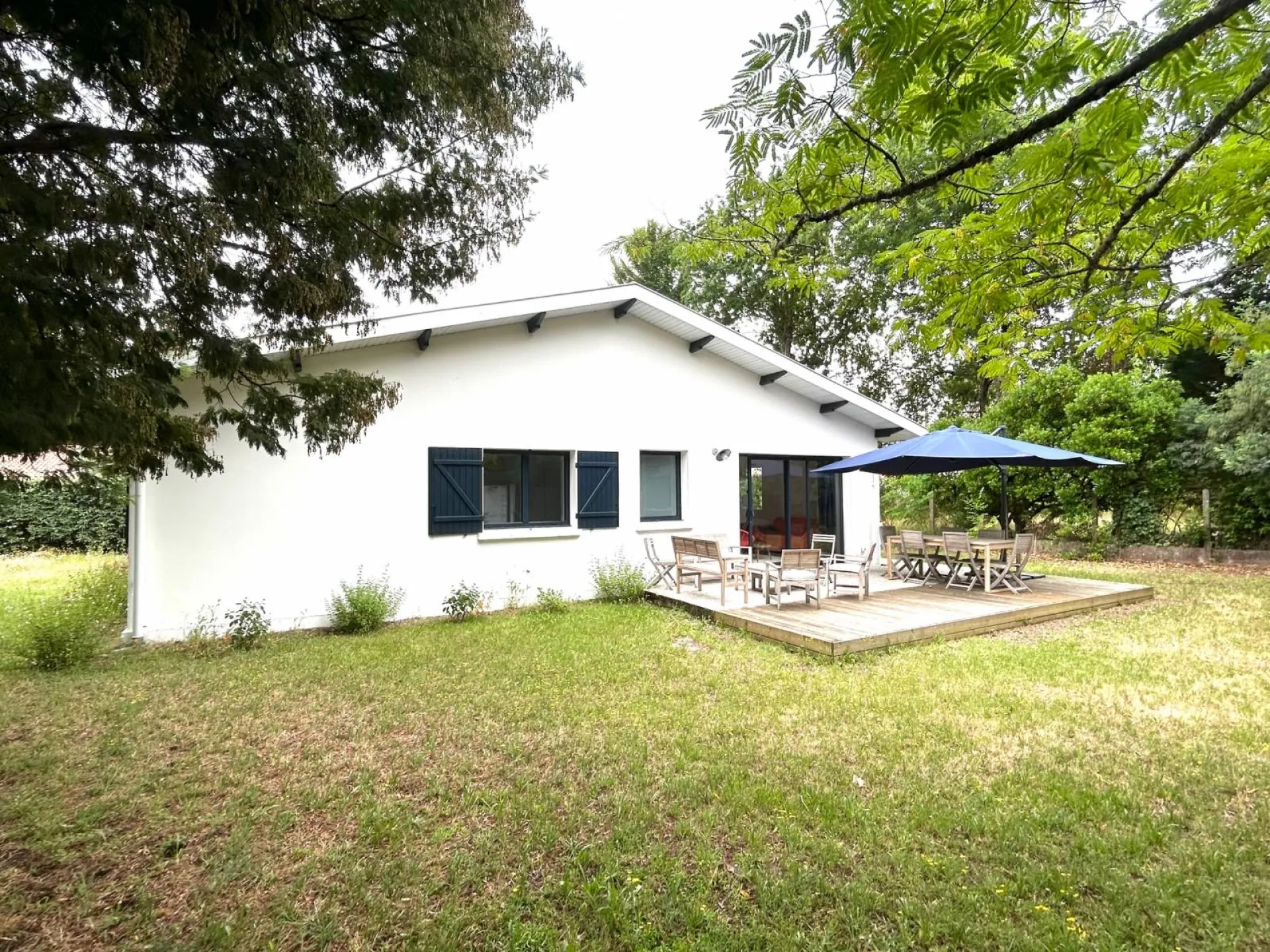 Ravissante villa de plain pied rénovée Andernos quartier de La Source 