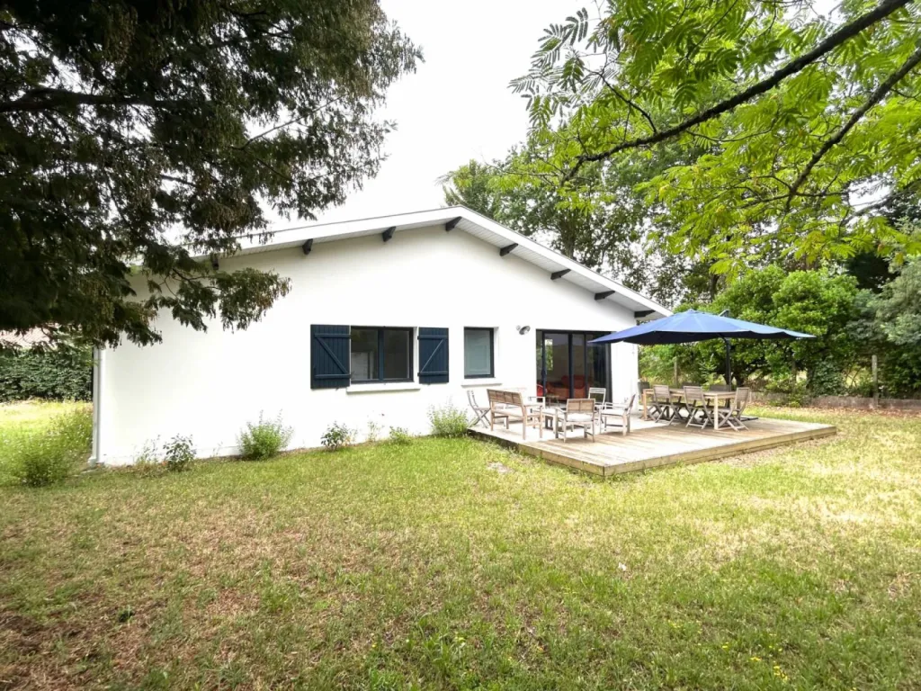 Ravissante villa de plain pied rénovée Andernos quartier de La Source 