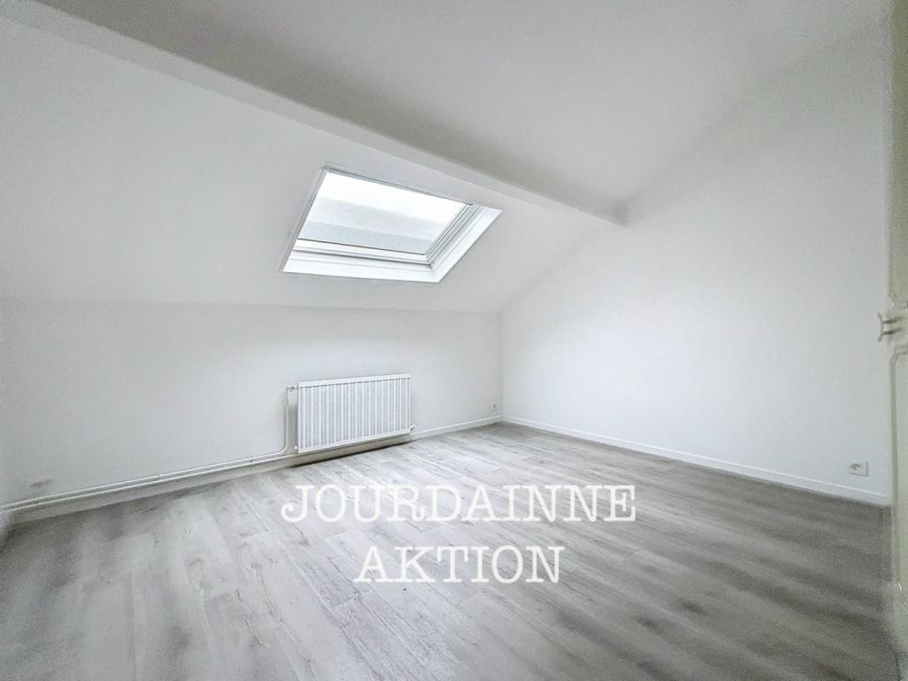 À vendre, appartement de 3 chambres à Rouen rue de Le Nostre