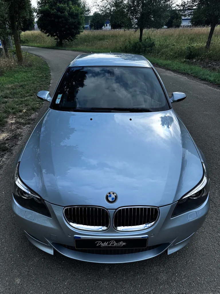 Polissage complet et protection céramique GTECHNIQ EXO V5 sur cette mythique BMW M5 e60 