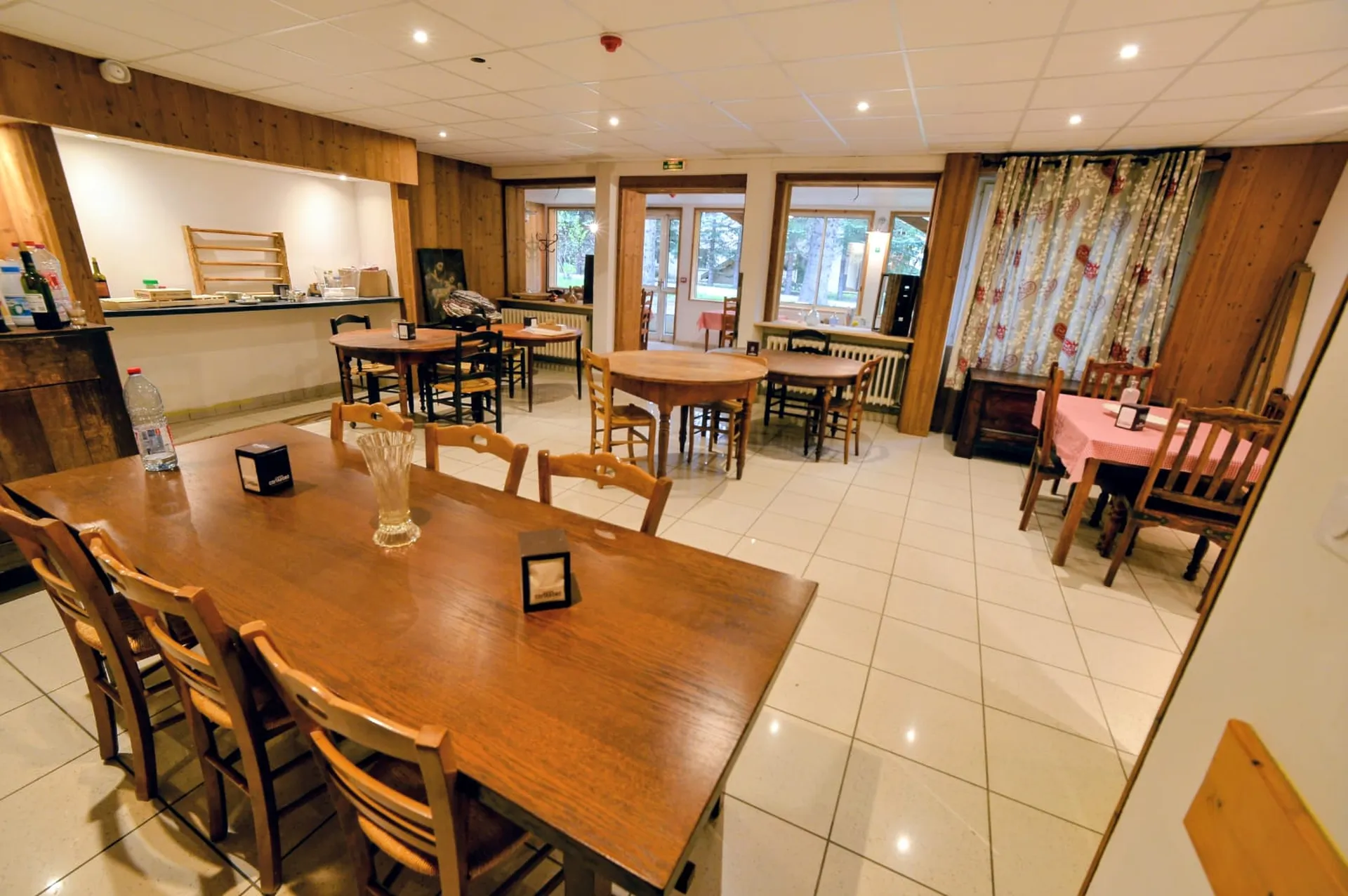 Salle de restaurant le refuge 