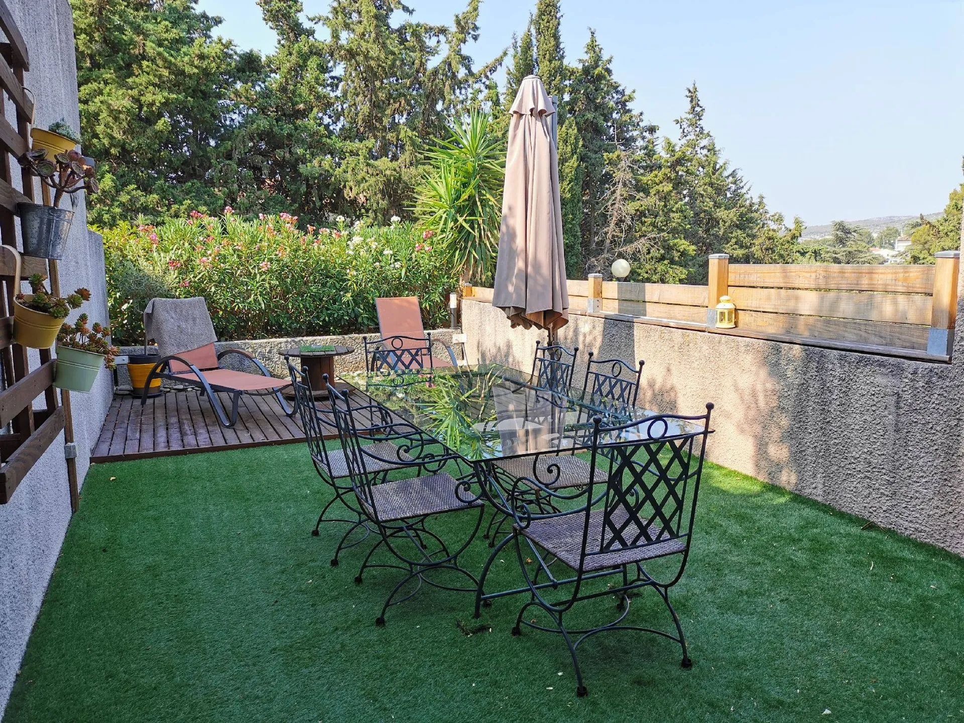 Vente appartement  2 Cassis avec terrasse et garage dans résidence sécurisée avec piscine