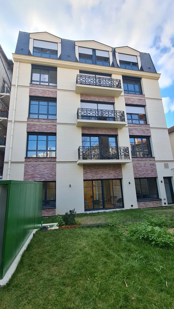 Comment éviter les frais de remise en état abusifs lors d'une sortie de bail à Paris La Défense ?