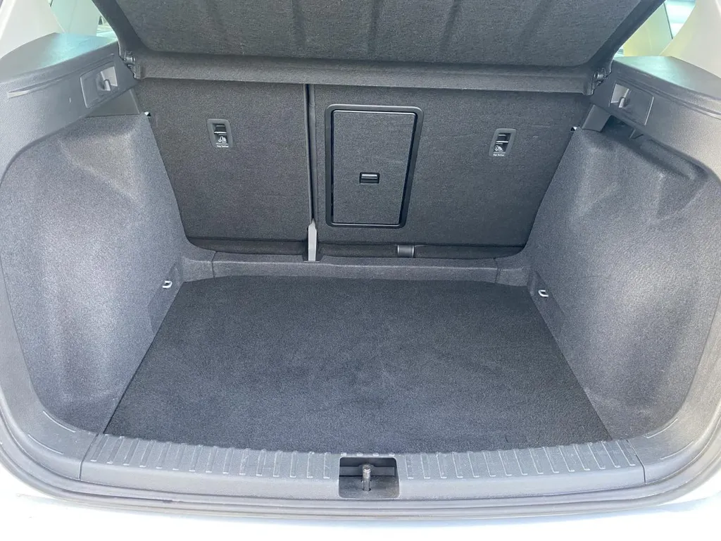 Achat SEAT ATECA d’occasion à La Frénaye : SUV essence 110ch garanti chez Caudebec Automobiles Normandie