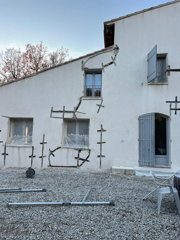 Traitement sécheresse d'une maison dans les Bouches du Rhône
