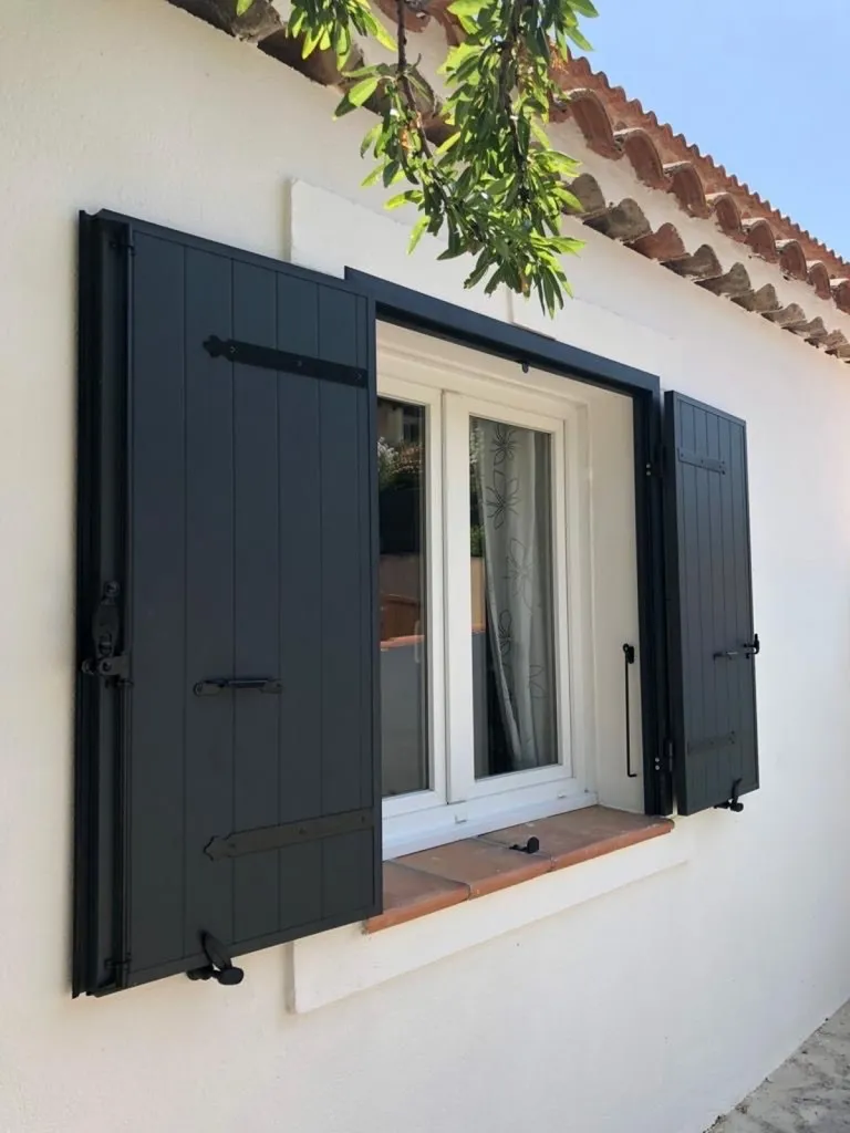 Volets Battants Trotter à Carry-Le-Rouet