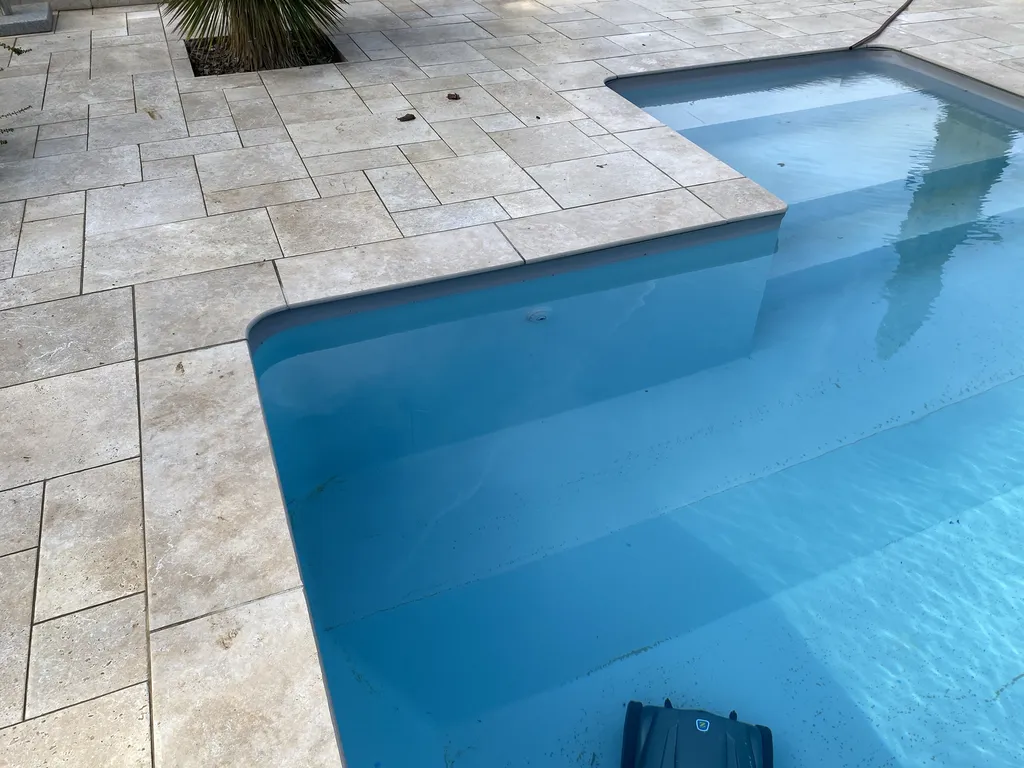 Spécialiste en recherche de fuite sur piscine liner à La Rochelle en Charente-Maritime