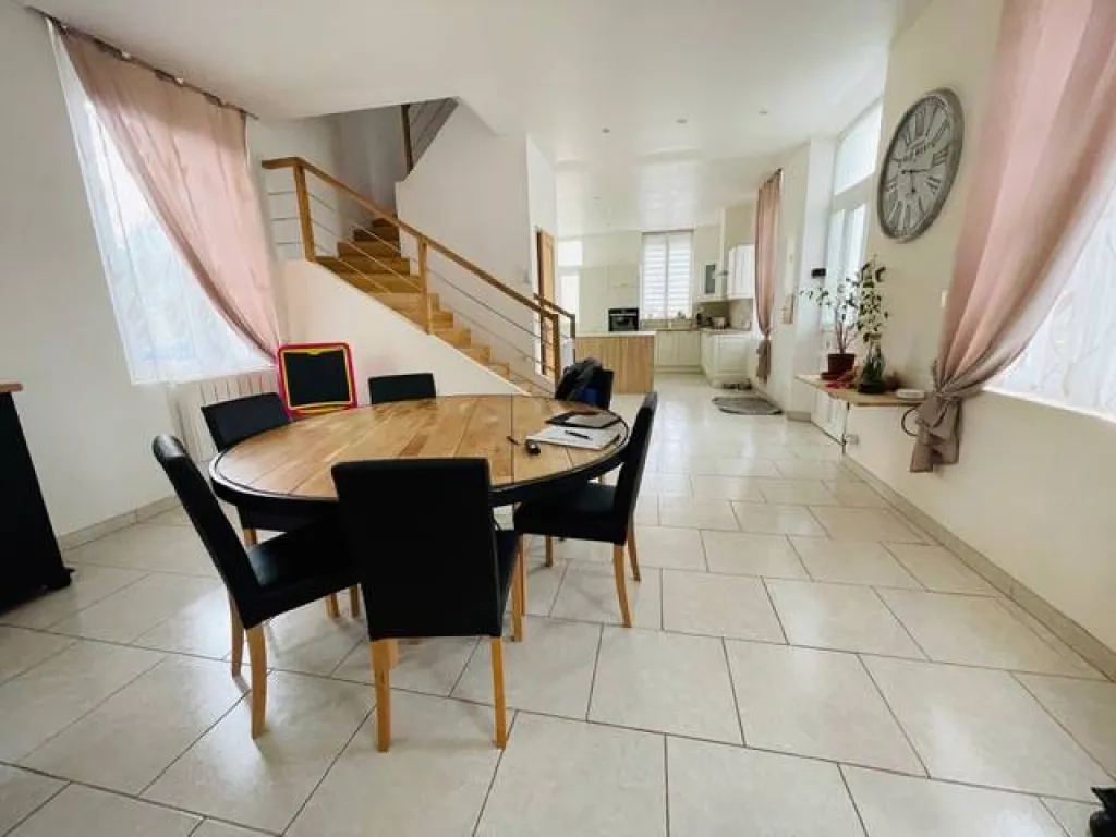 proche des écoles et commerces