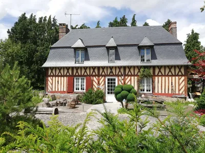 A acheter demeure de caractère avec dépendance proche Cormeilles 27260