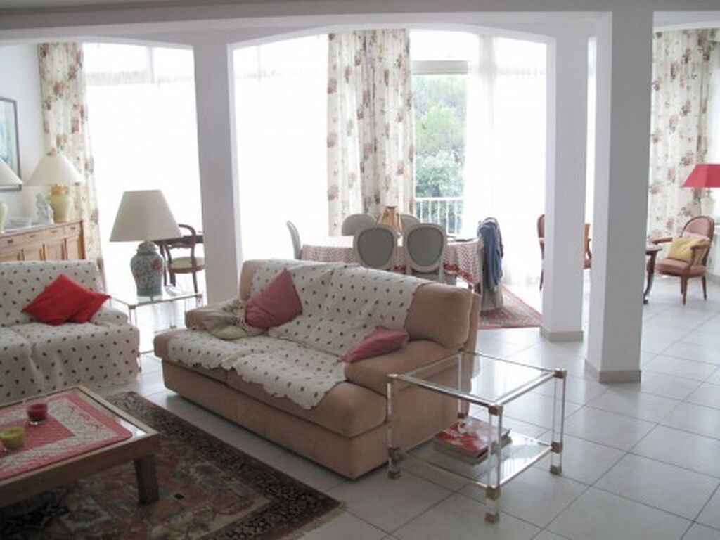 Maison composée de 2 logements 5 Cassis proche du centre