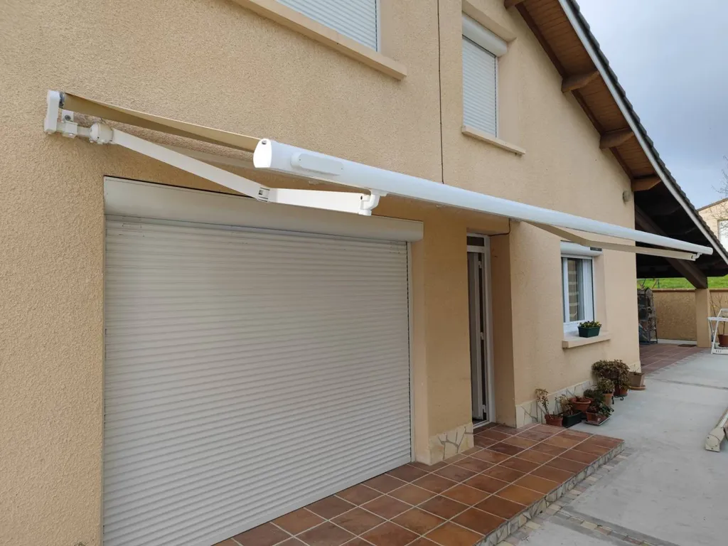 Notre zone d'activité pour ce serviceEntreprise pour travaux de rénovation de menuiseries PVC à Toulouse en Haute-Garonne : changement de fenêtres et portes pour isolation optimale