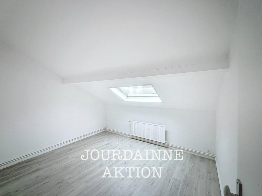 À vendre, appartement de 3 chambres à Rouen rue de Le Nostre