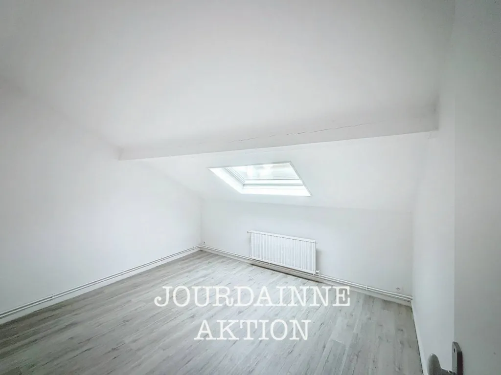 À vendre, appartement de 3 chambres à Rouen rue de Le Nostre